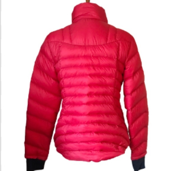 Halifax Traders Red Quilted Packable Down Jacket M - Picture 3 of 8